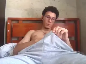 Chaturbate Live Sex Cam of nikotwinktop