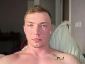 Chaturbate Live Sex Cam of eva_iron