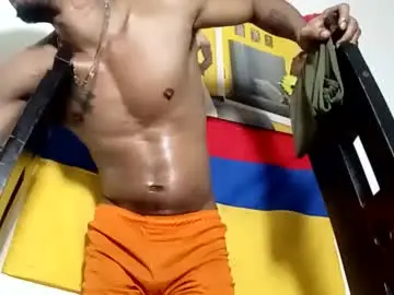 Chaturbate Best live sex cam show of lucascastrohot