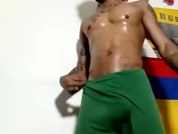 Chaturbate Free Porn Cam of lucascastrohot