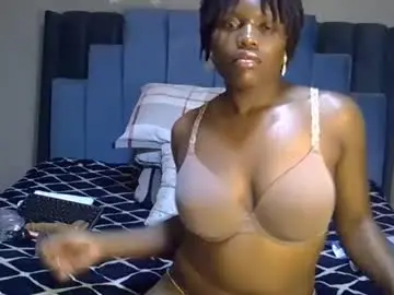 Chaturbate Nude Webcam of melanin_moon