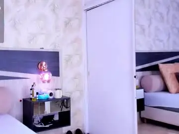 Chaturbate Sex Cam of travis_lenox_