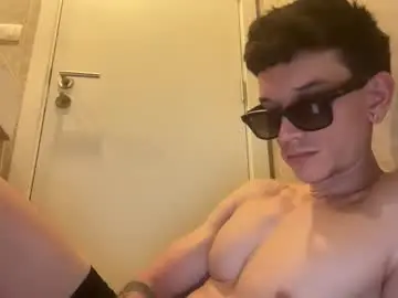 Chaturbate Live Sex of dirtyprettyboi