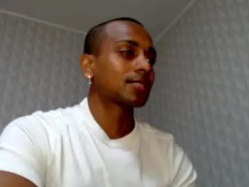 Chaturbate Free Live Porn of jimi_damien