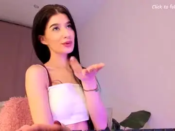 Chaturbate Nude Webcam of laura_coy