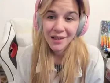 Chaturbate Adult Video Chat of artsyandcraftsy_