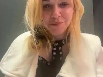 Chaturbate Adult Video Chat of artsyandcraftsy_