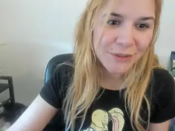 Chaturbate Free Live Porn of artsyandcraftsy_