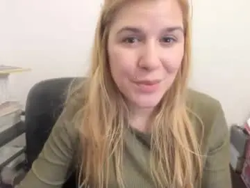 Chaturbate Free Live Porn of artsyandcraftsy_