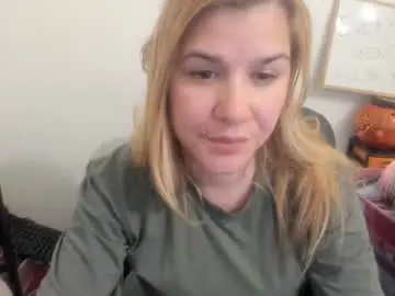 Chaturbate Nude Webcam of artsyandcraftsy_