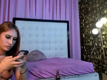 Chaturbate Sex Chat of bitchyfarrah_moores