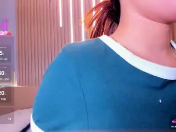 Chaturbate Live Sex Cam of camile_cute