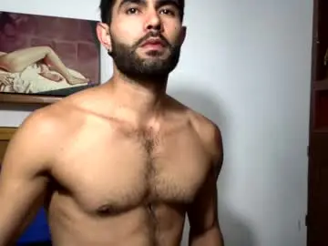 Chaturbate Live Porn of hideonbush051