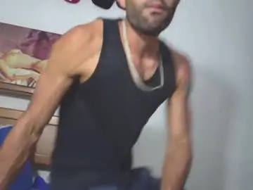 Chaturbate Adult Webcams of hideonbush051