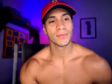 Chaturbate Best live sex cam show of larry_jones