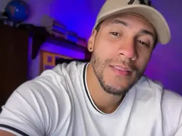 Chaturbate Nude Webcam of larry_jones