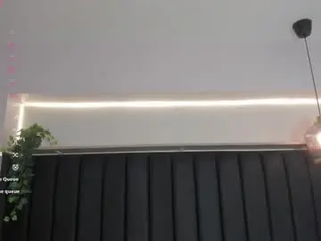 Chaturbate Live Sex of missvalerie_