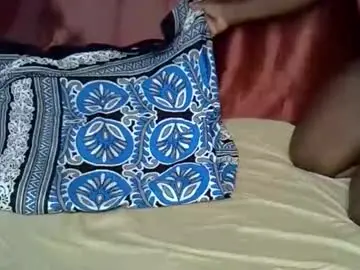 Chaturbate Free Porn Cam of sally_bee1