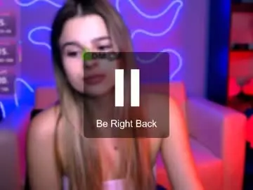 Chaturbate Live Sex Cam of berry_alma