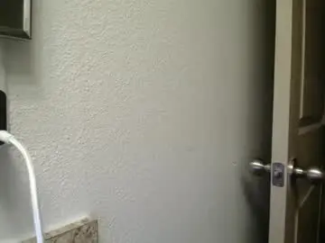 Chaturbate Sex Cam of bigdicktrannynicole