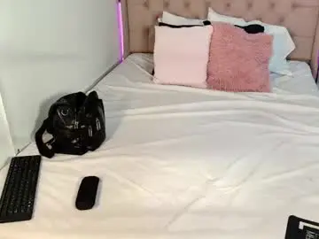 Chaturbate Watch Live Sex Cams of cheerry_moon