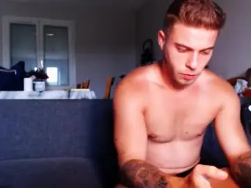 Chaturbate Live Sex Cam of elkafit28