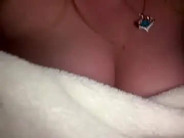 Chaturbate Free Porn Cam of x_dreamgirl_x