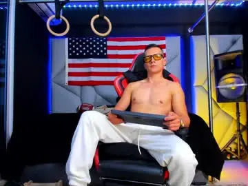 Chaturbate Free Porn Cam of aydenmillerdom