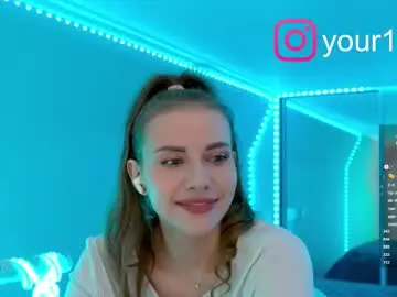 Chaturbate Live Sex of hustleebabyy_vikki