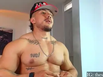 Chaturbate Live Sex of nikolaylisin