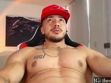 Chaturbate Free Porn Cam of nikolaylisin