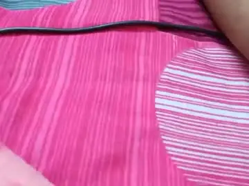 Chaturbate Free Porn Cam of strip_couple_love1