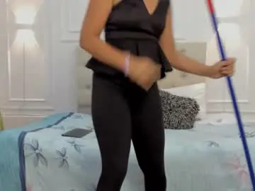 Chaturbate Sex Cam of charlotte_dante212