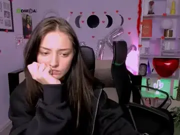 Chaturbate Live Sex Cam of jessika_moon_