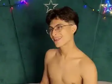 Chaturbate Free Live Porn of aaron_eze