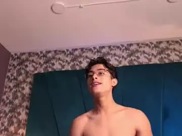 Chaturbate Adult Webcam of aaron_eze