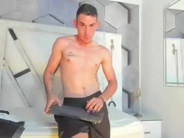 Chaturbate Private Sex Chat of adammendoza34