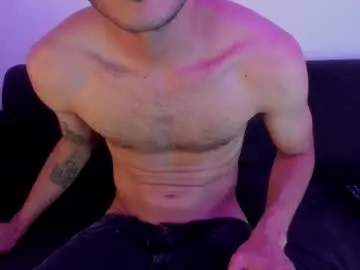 Chaturbate Sex Cam of henrik_senn