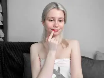 Chaturbate Free Live Porn of hi_popsy