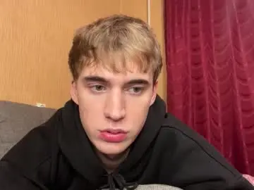 Chaturbate Free Porn Cam of kevin_martin8