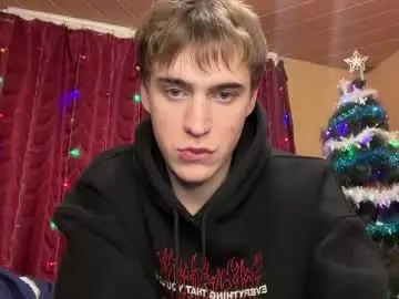 Chaturbate Live Sex Cam of kevin_martin8