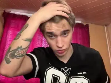 Chaturbate Watch Live Sex Cams of kevin_martin8