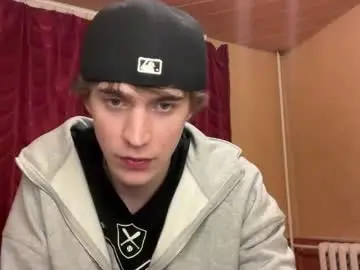 Chaturbate Live Sex Cam of kevin_martin8