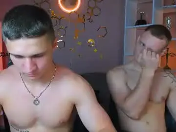 Chaturbate Watch Live Sex Cams of mike_crist