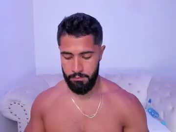 Chaturbate Adult Video Chat of santiago_huntt