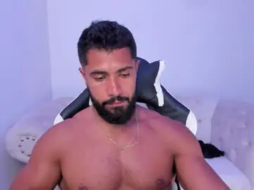 Chaturbate Private Sex Chat of santiago_huntt