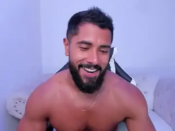 Chaturbate Best live sex cam show of santiago_huntt