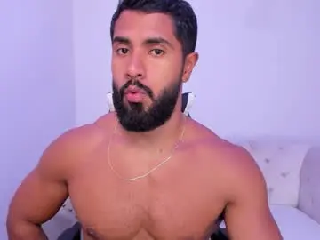 Chaturbate Live Sex of santiago_huntt