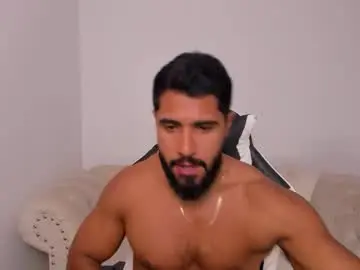 Chaturbate Sex Chat of santiago_huntt