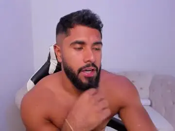 Chaturbate Private Sex Chat of santiago_huntt